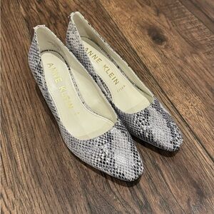 Anne Klein iFlex Wedge Heel